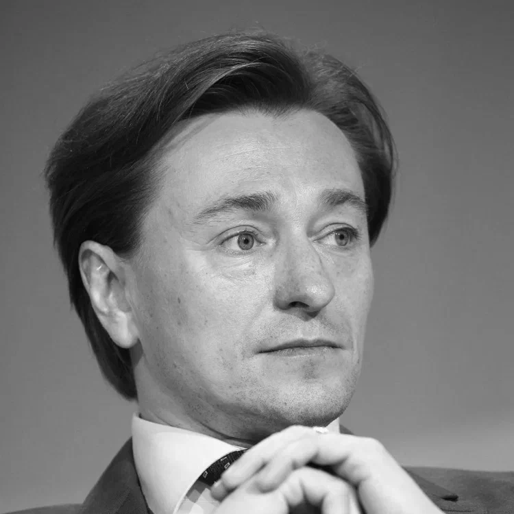 Сергей Безруков