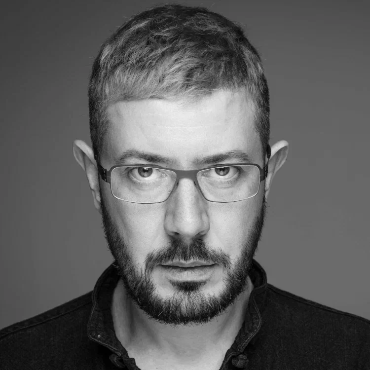Артемий Лебедев