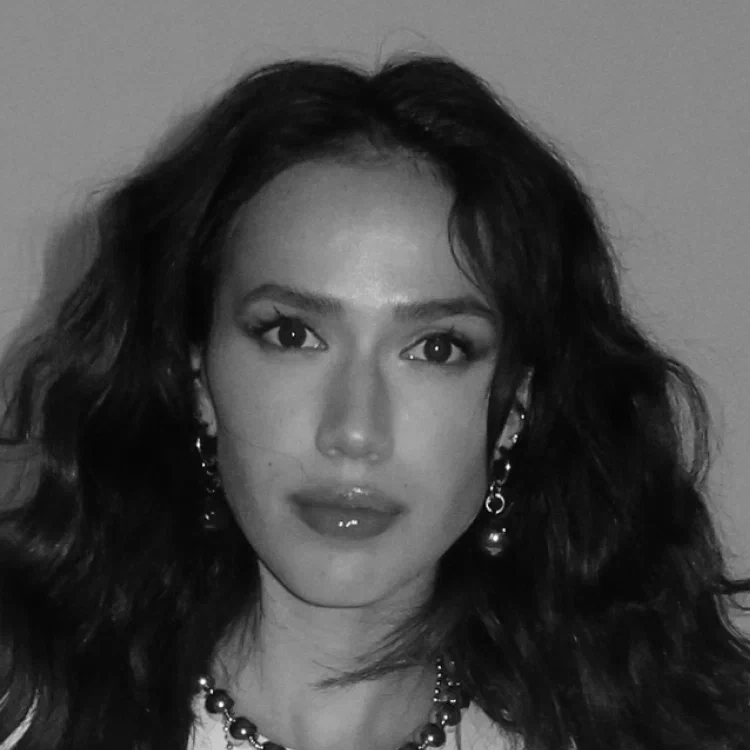 Алина Загитова